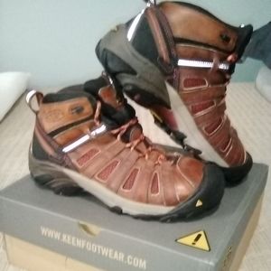 Keen Flint Steel Toe Hiking/Work Boots 9.5 Medium Brown